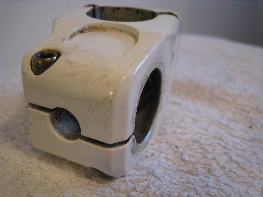 0 RARE raceface daiblos white stem