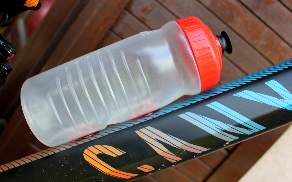 Fabric Cageless water bottle