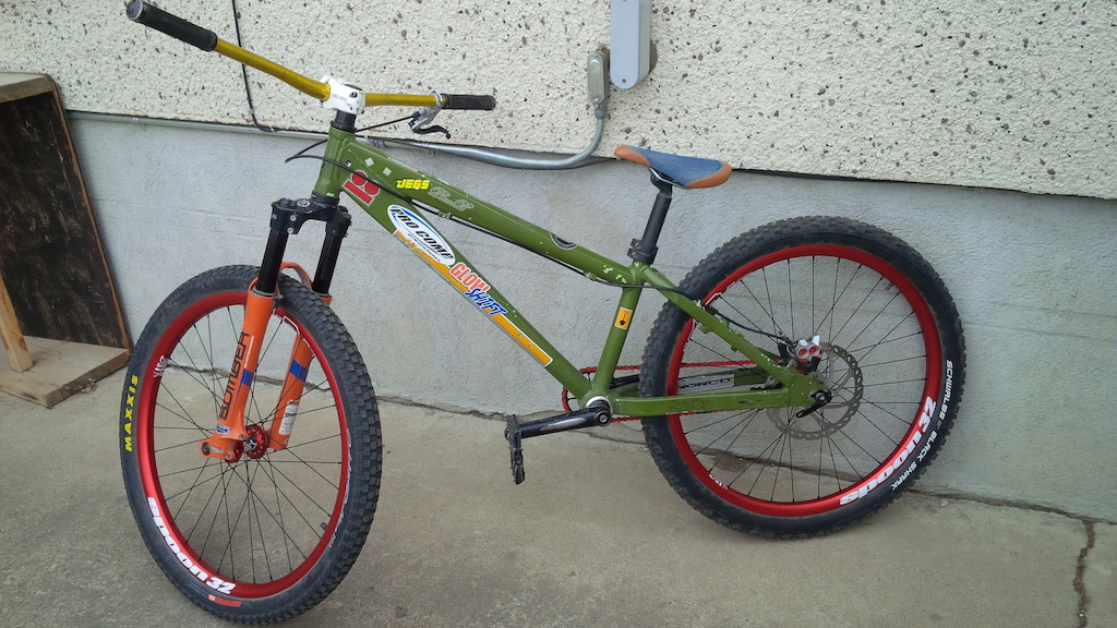 Norco 4Hun-Spank Spoon 32 Wheels, Bomer Forks, Hayes Stroker Ace Rear Brake