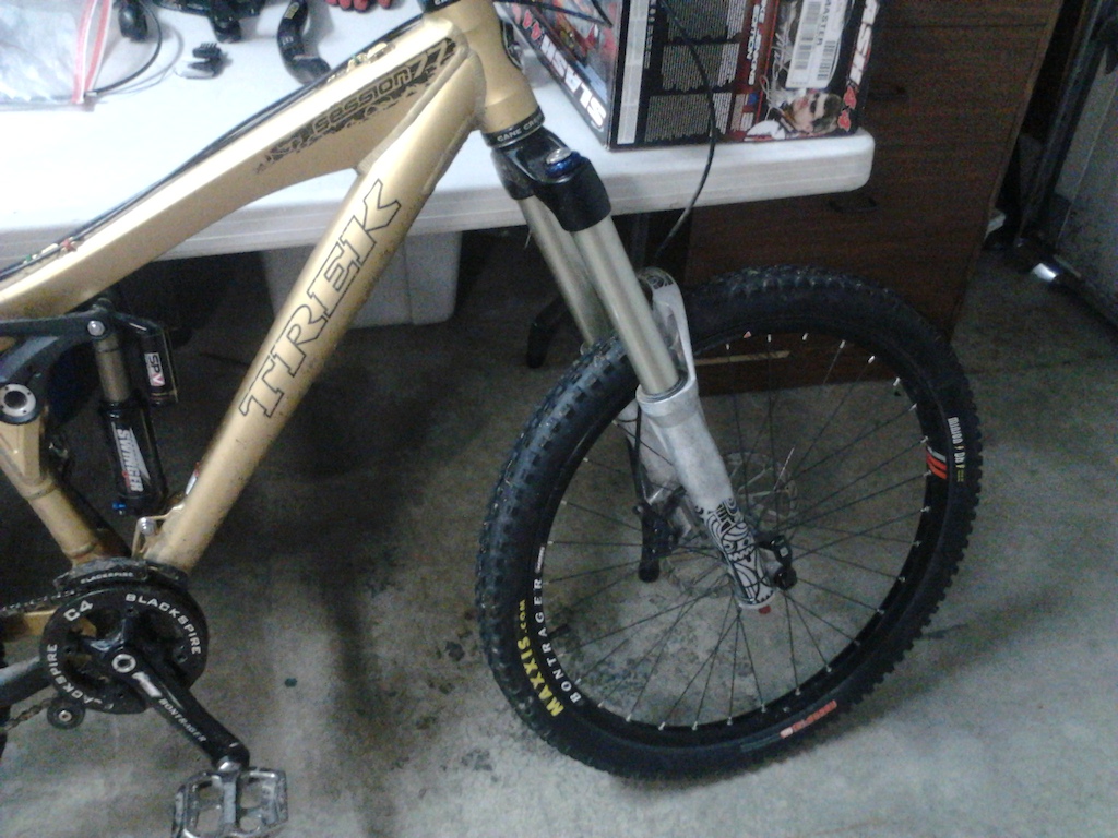 2007 Trek Session 77