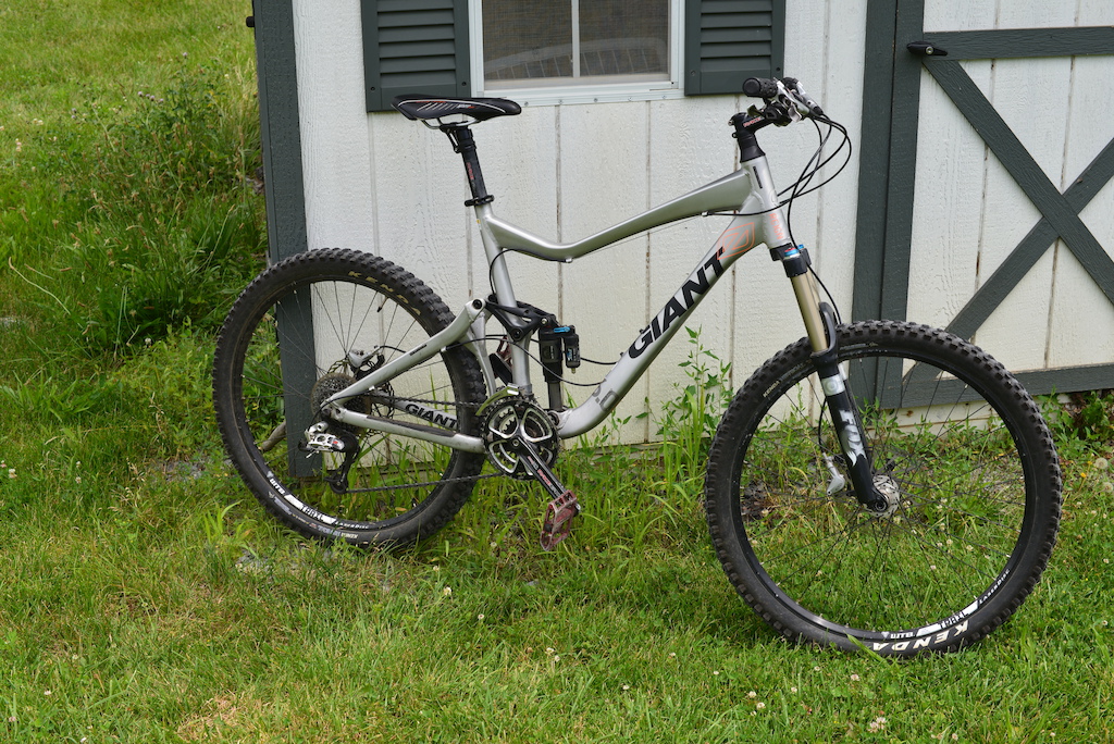 2009 Giant Reign 0