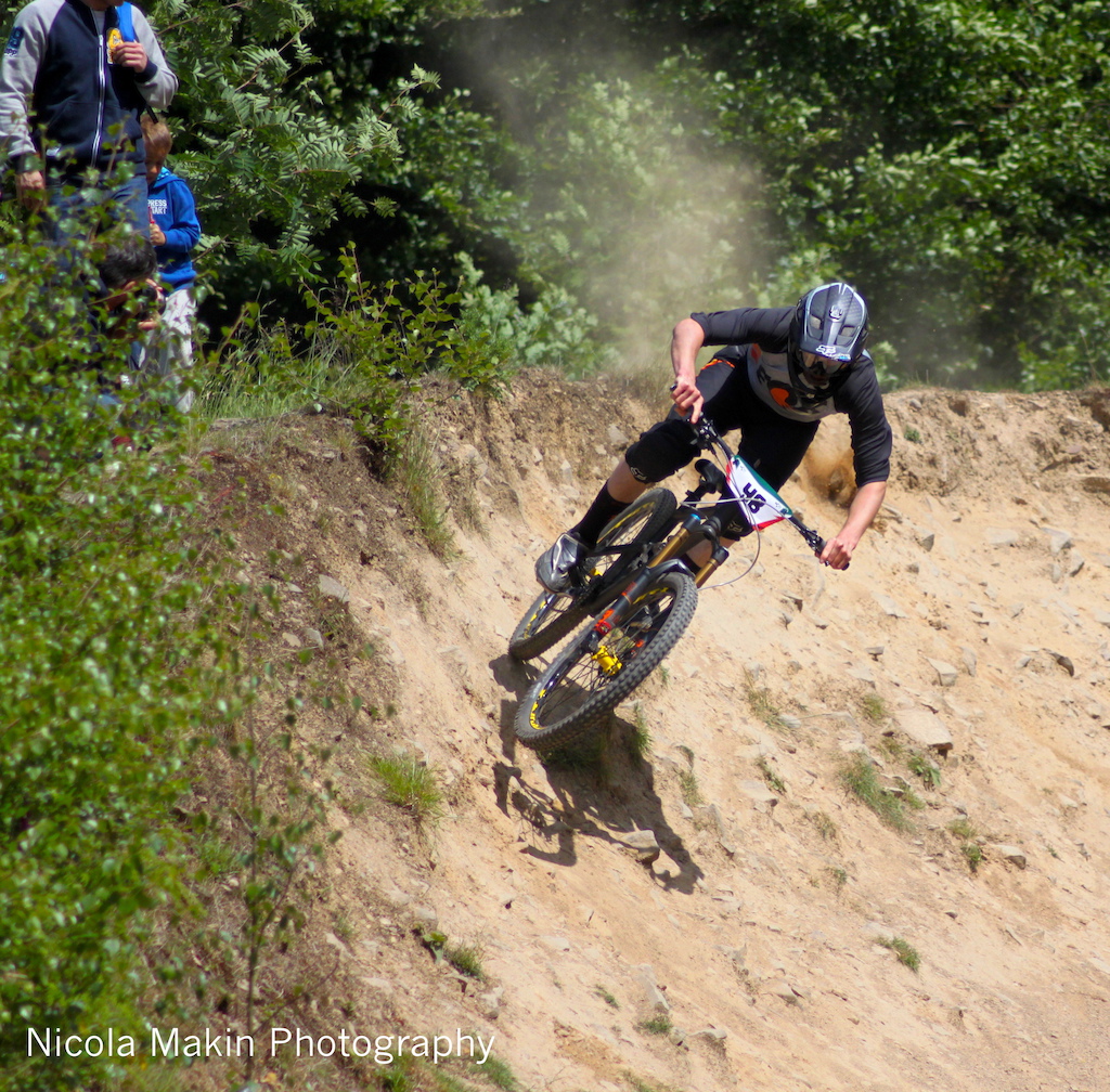 Going on to win the Senior category at rd3 of the Welsh Gravity Enduro Series