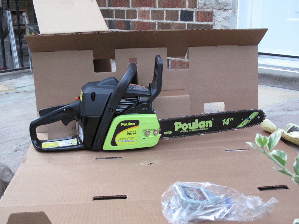 Brand new Poulan unused chainsaw