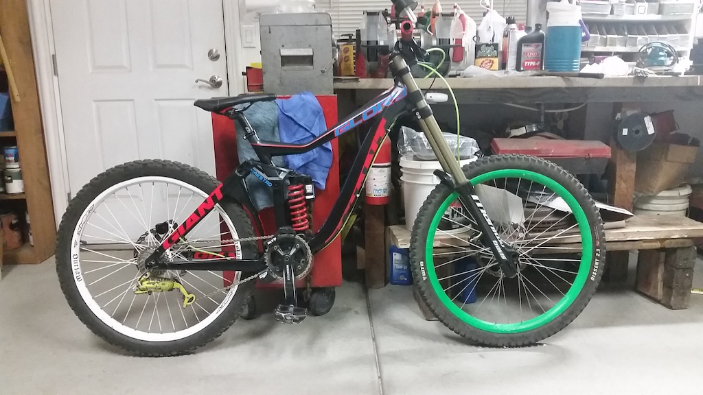 new brake lines, clarks. hope they hold fluid. i should rebuild my other matching back rim.