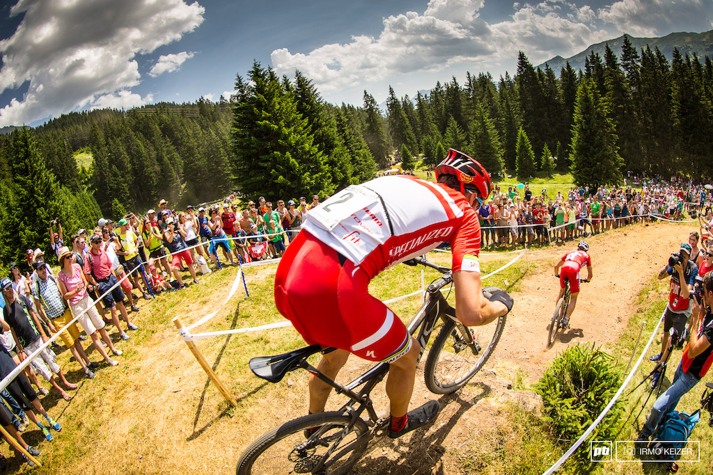 The battle of the day proved to be between the unleashed Jaroslav Kulhavy and Nino Schurter.
