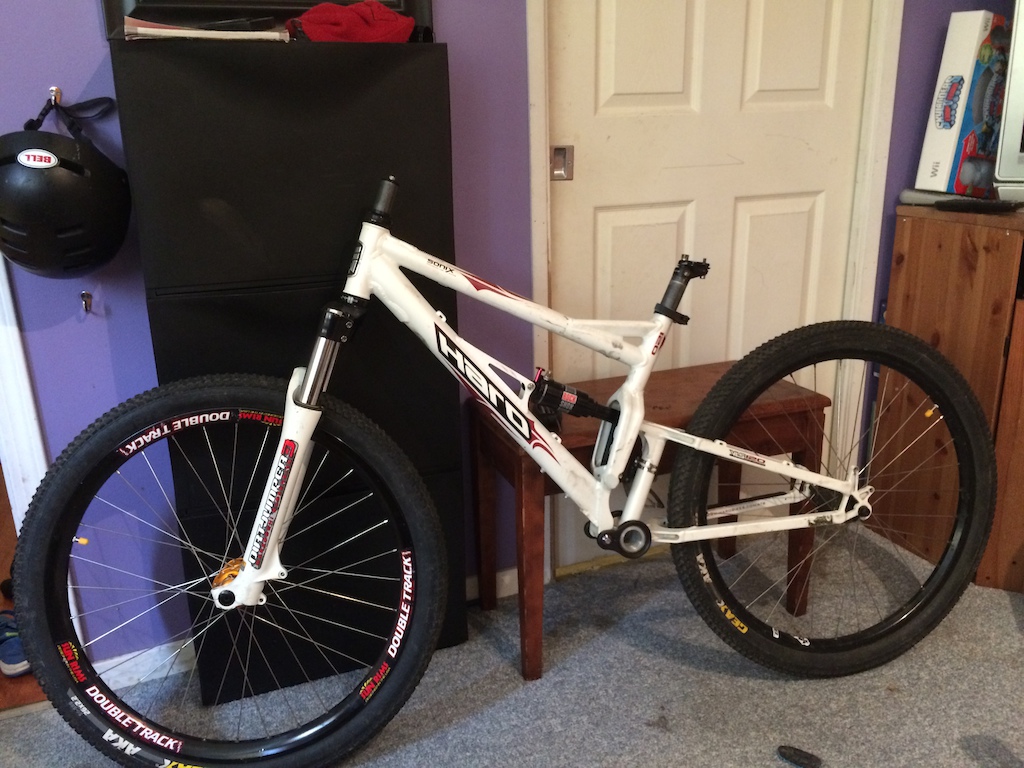 2010 Haro Sonic Vls with wheels and Fork