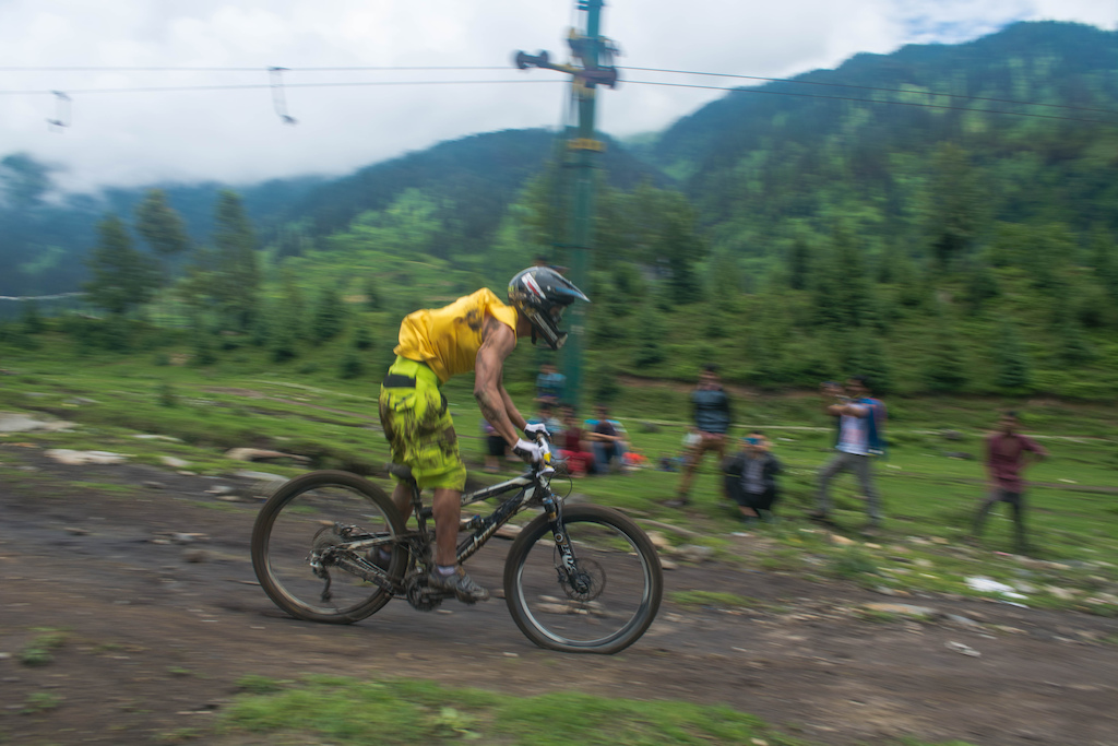 Shivam Roy l Pinkbike