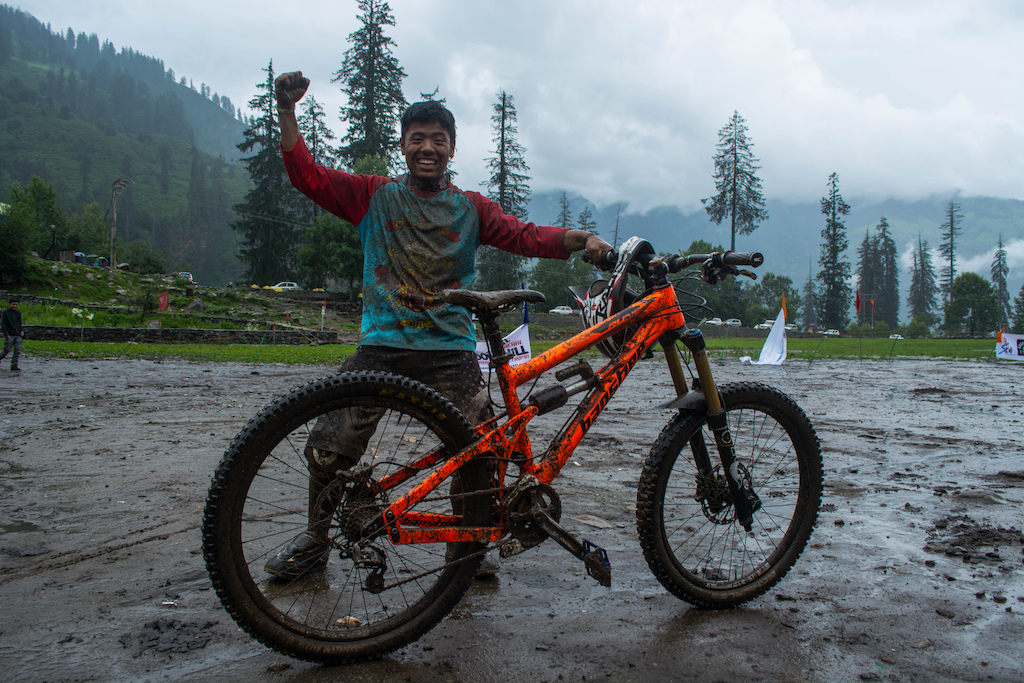 © Shivam Roy l Pinkbike