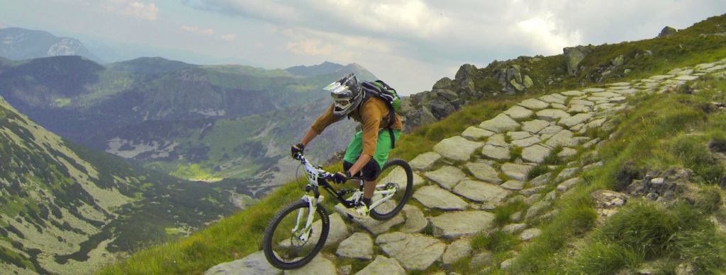 Enduro riding