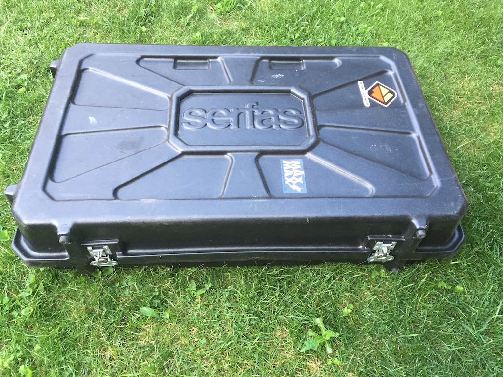 serfas bike case