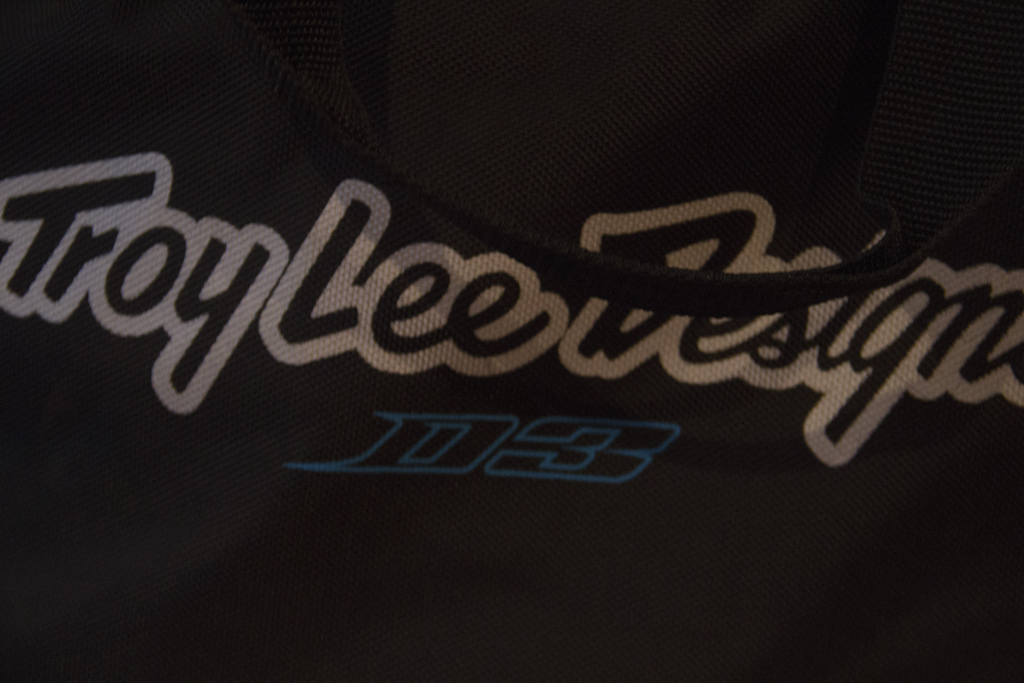 0 Troy Lee Design D3 - Medium