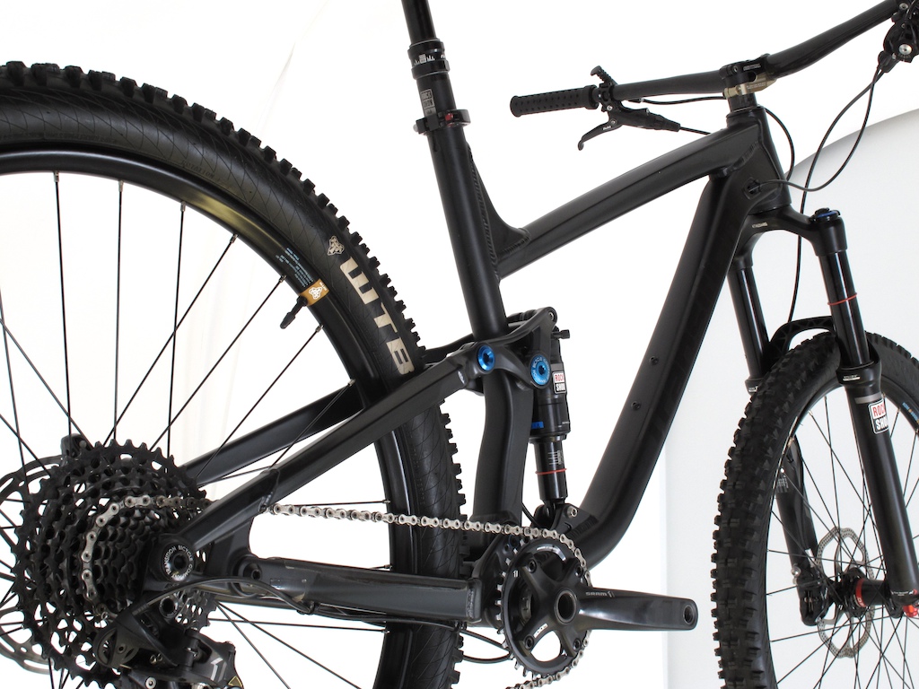 2015 Transition Scout - Large in stealth black