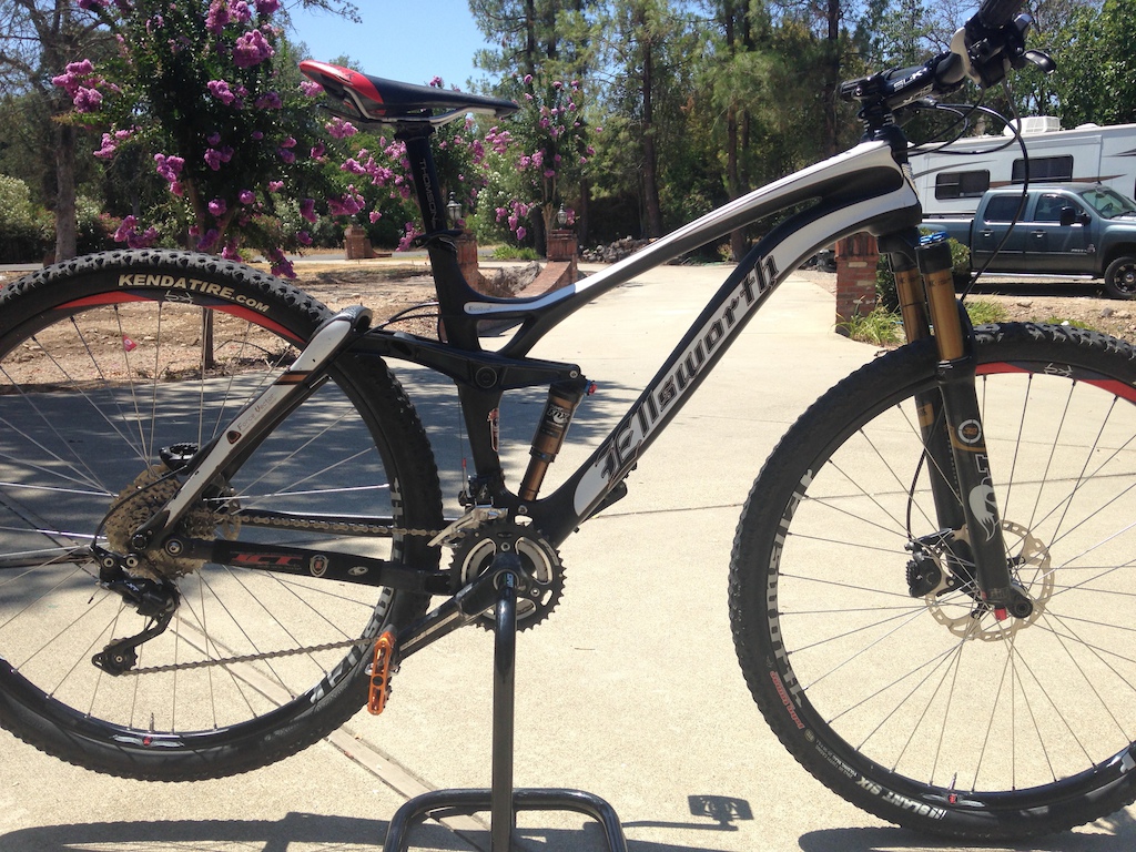 ellsworth evolve carbon 29er