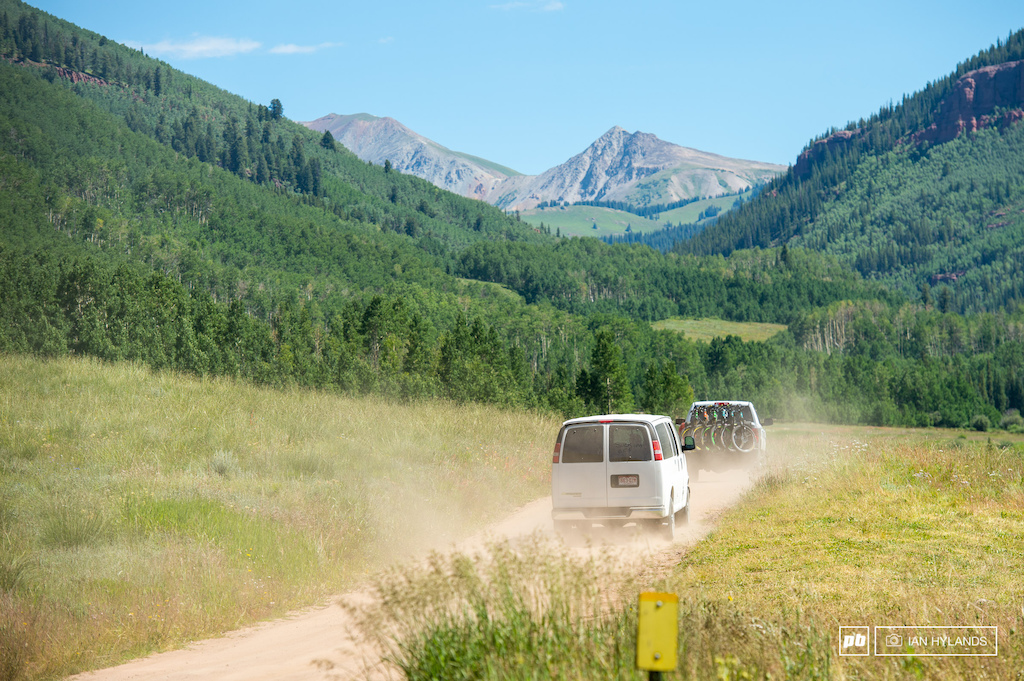 The stages at the Crested Butte EWS race are all out there, away from town, and not easily accessible, neccessitating a lot of shuttle vehicles. While the organizers provided shuttles, many teams decided to run their own.