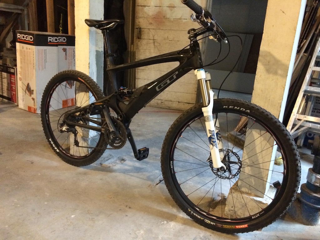 2009 Like new full XTR carbon race 26er GT Marathon Pro