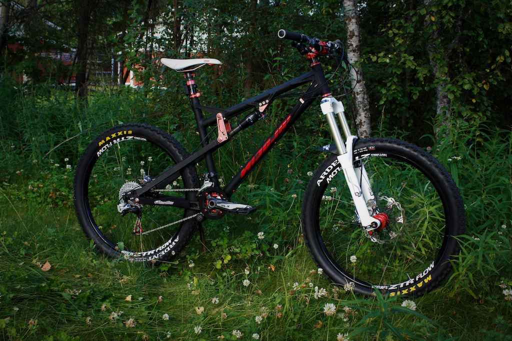 2009 Nicolai Helius AM