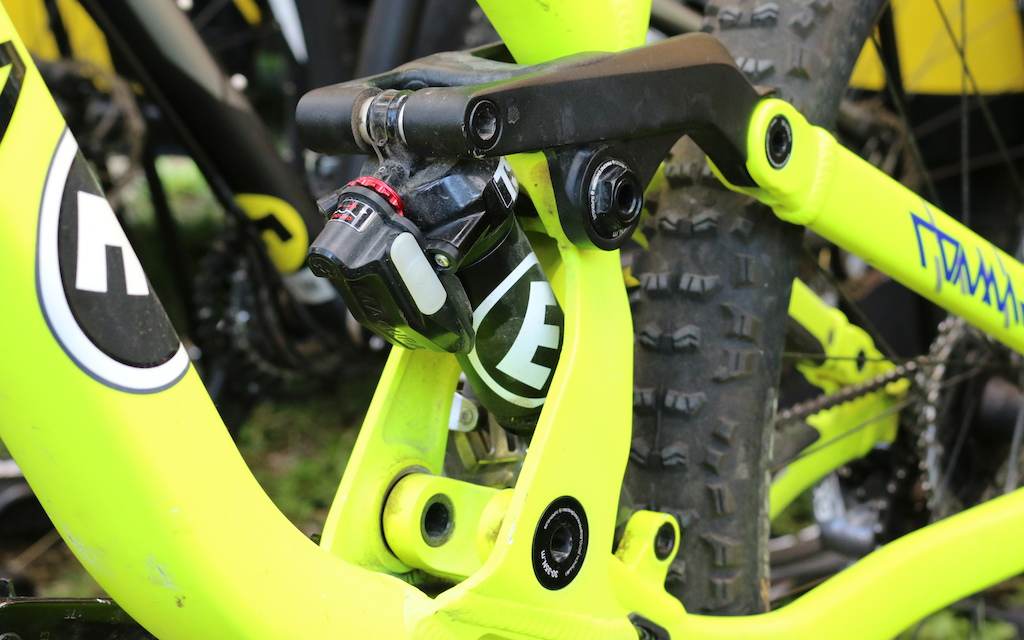 wireless dropper seatpost