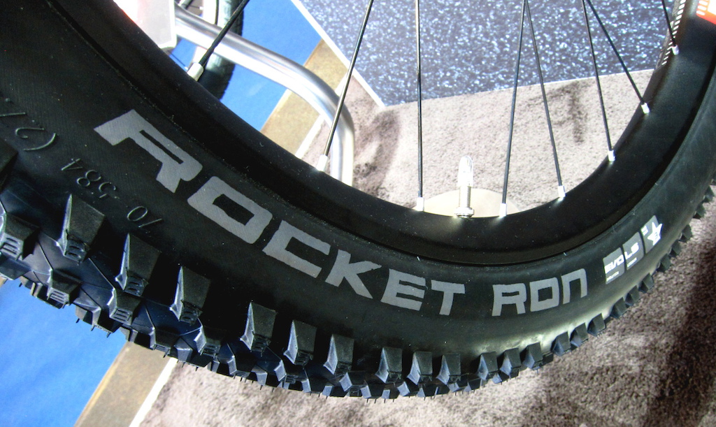 Arguably the best 27.5 plus tire - Shwalbe's 2.8-inch Rocket Ron.
Eurobike 2015