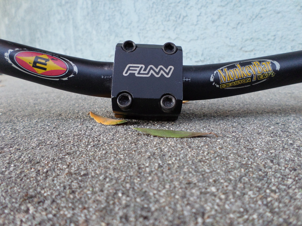 2010 Jamis komodo frame and extras