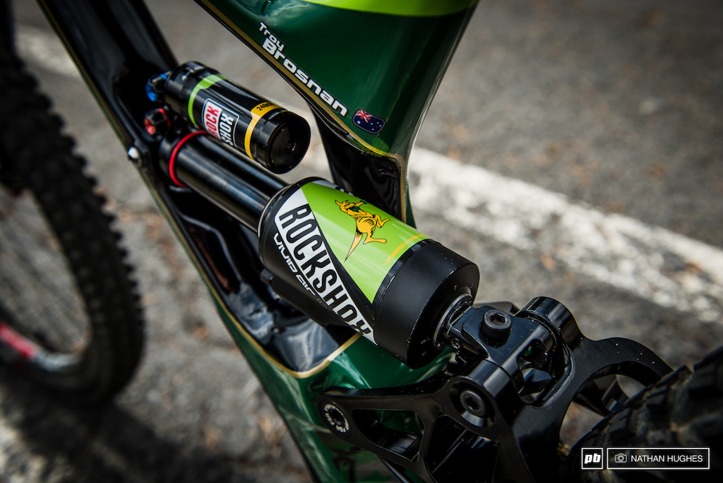 Gwin amp Brosnan World Champs bikes 2015