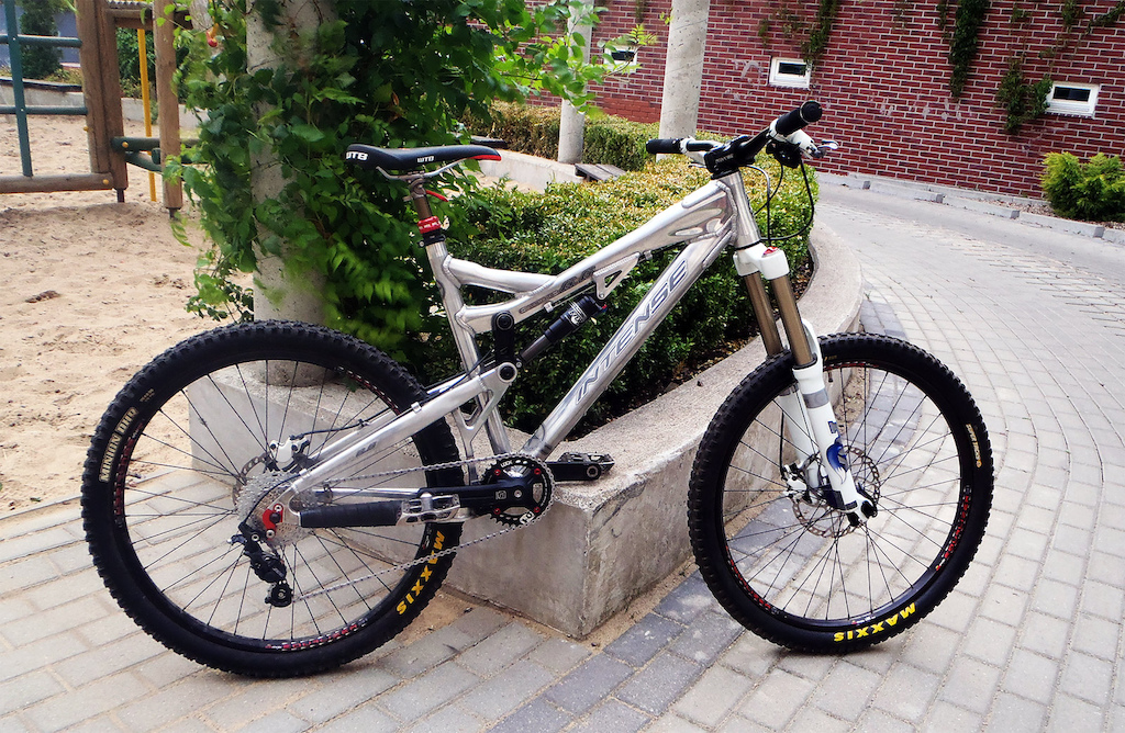 after few changes (new seat post, chainring, chain, rd, etc..).