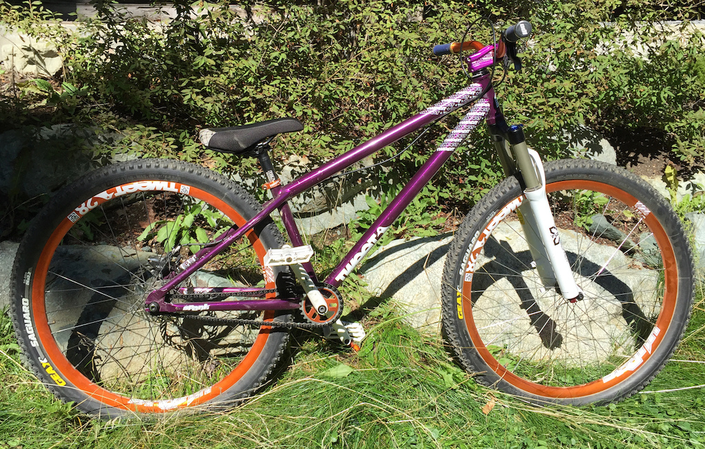 Spank Tweek Dirt Jumper. Never ridden on dirt, only jumped into an airbag. XFusion Forks, Spank bars, stem, cranks, hubs, Tweet 28 rims, Straitline pedals, Geax tires.
Other than dust the bike is mint - like new.  $1500.00CAD