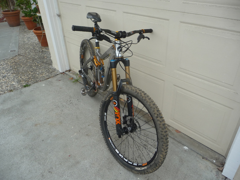 2011 Giant Reign X0 Tons of UPGRADES!!
