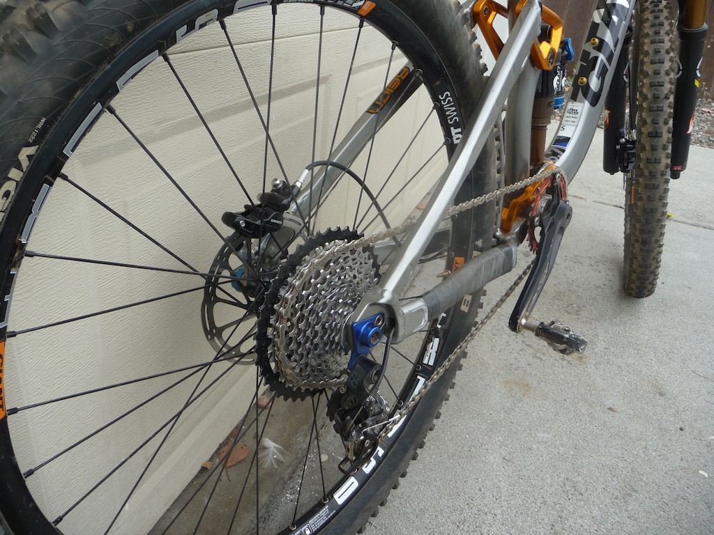 2011 Giant Reign X0 Tons of UPGRADES!!