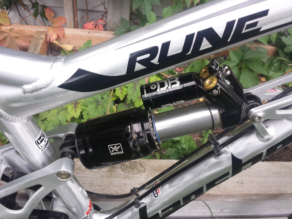 2014 Banshee Rune complete bike