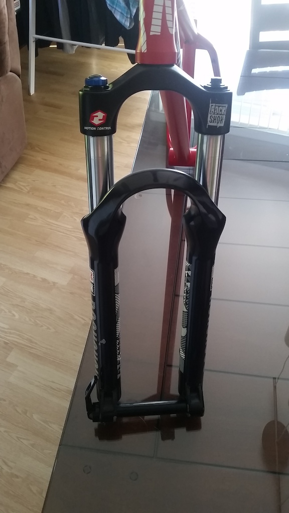 2012 lot de pieces echange pour fourche/frein/derailleur
