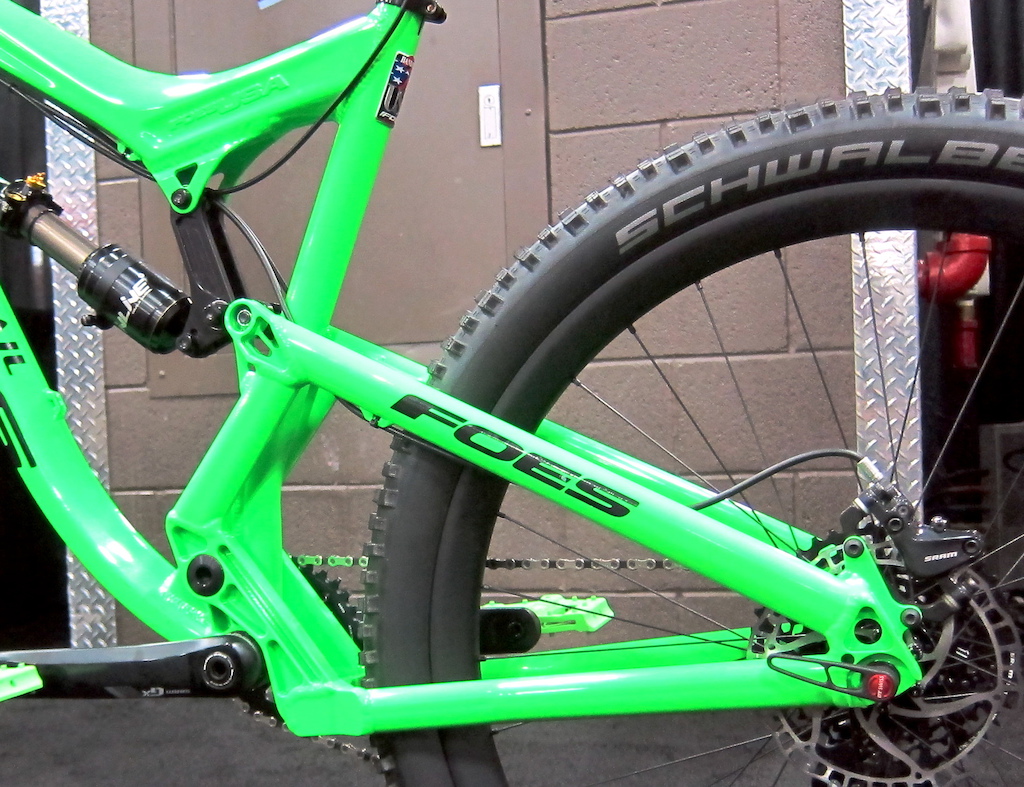 Brent Foes revisits the dual-diameter wheel concept with the Mixer Trail Interbike 2015