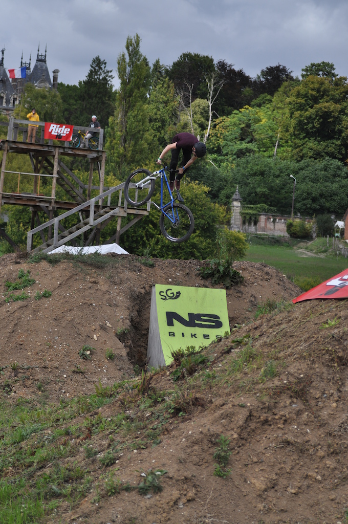 Swamp Gravity Slopestyle Contest 2015, Bronze part of the Freeride Mountain Bike World Tour. Thanks to our partners and sponsors : 
- Ville de Flixecourt
- NS Bikes : http://www.ns-bikes.com/
- Kenny Equipement : http://www.kenny-racing.com/
- Sram : www.sram.com
- Ride It : french MountainBike magazine
- Maisons les Naturelles : http://www.maisonslesnaturelles.fr/
- Flandre Energie : http://www.flandre-energies.fr/