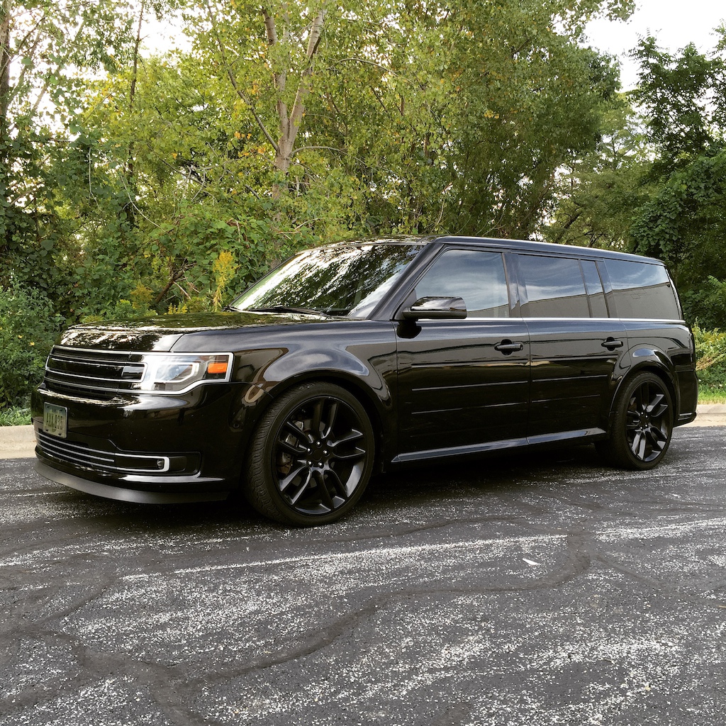 13 Ford Flex ecoboost, MRT exhaust, stainless works non carted downpipes, 1 step colder plugs, 170 T-stat, airaid intake, torrid tuned, snow stage 3 meth injection, H&amp;R lowered, Mach 1 chin spoiler, 22" forged wheels, various paint. 1/4 12.60 @109mph
Upgraded turbos coming soon.