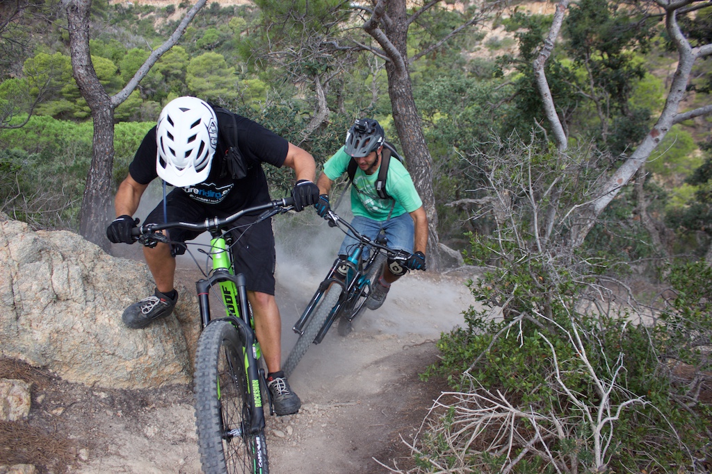 Single tracks close to sea
MTB - Enduro HOLIDAYS Girona! 
ALL YEAR ROUND 
Check our offers at www.pureriding.eu