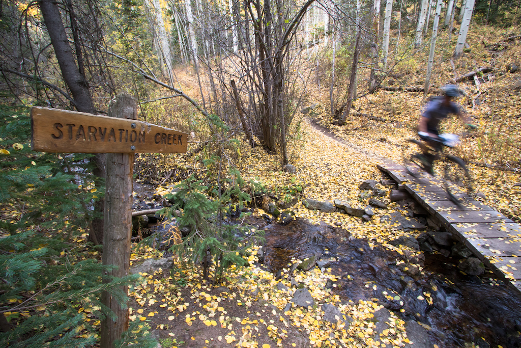 In the beginning of the race the first few creek crossing where not a problem. Starvation Creek.. Wonder where it gets its name.