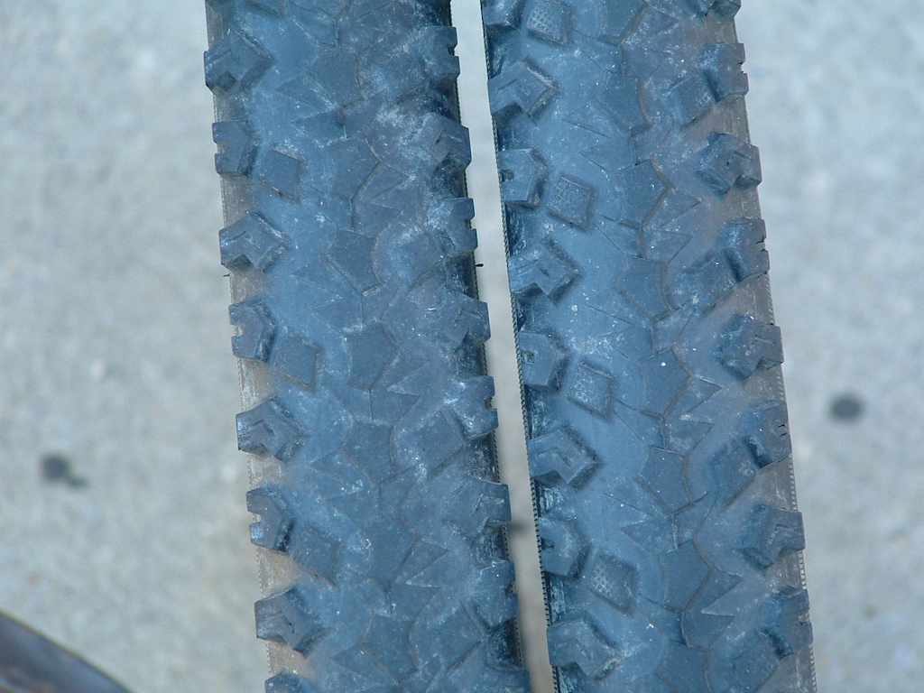 2014 CST Critter 29er Tires