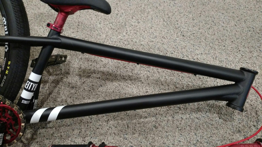2015 perfect condition Deity Streetsweeper Frame
