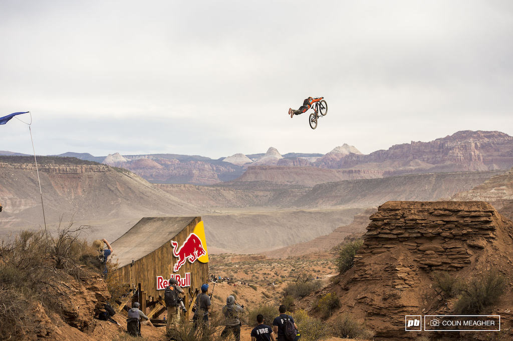Reynolds going stratospheric across the canyon gap.