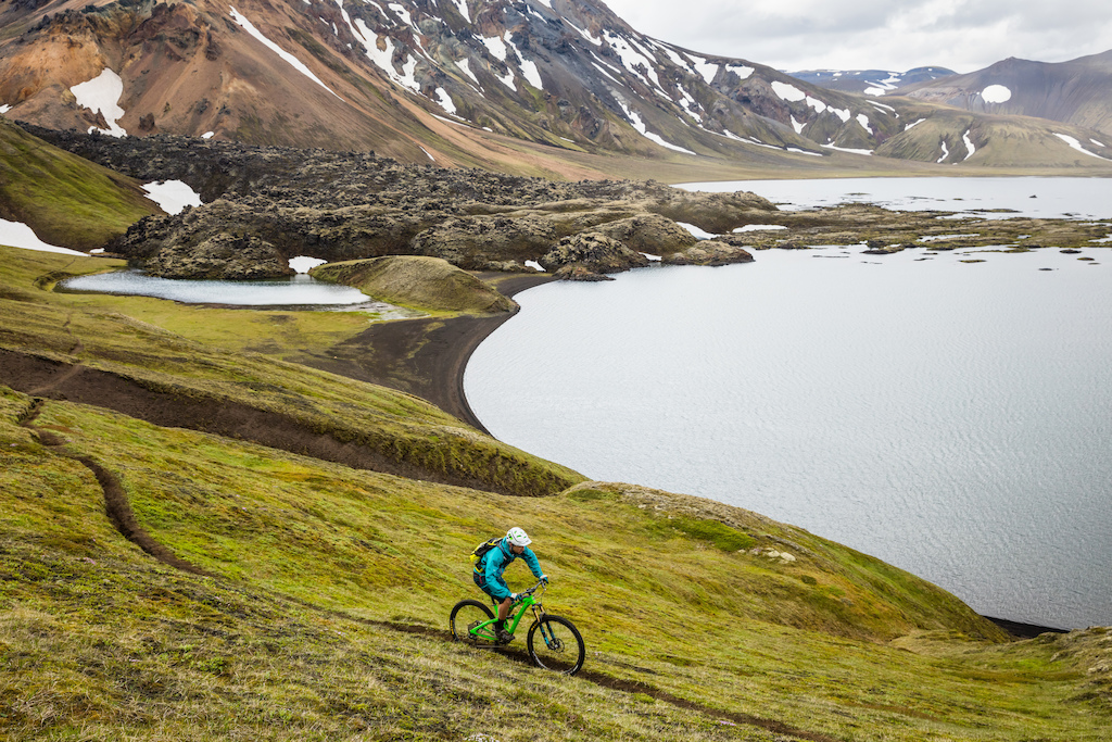 Yeti Cycles x Iceland images.