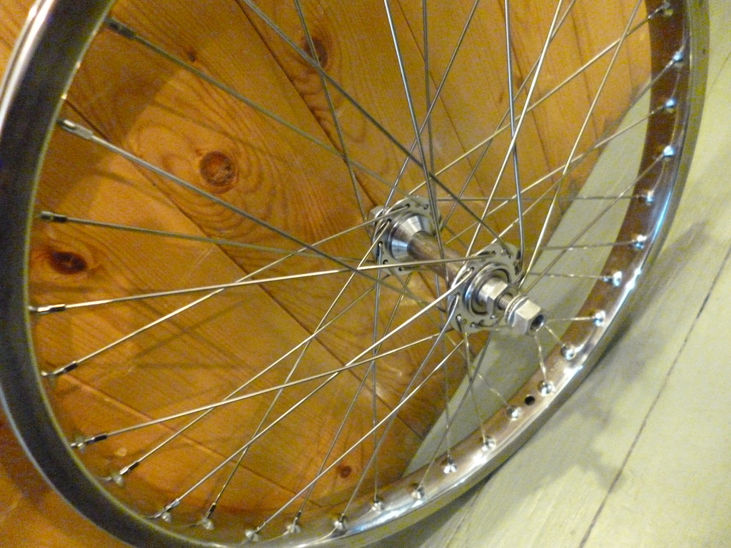 Better Quality of the Front Wheel Detail