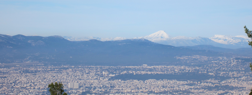 Dirfi mountain, as it can be seen from Ymittos in a very clear day