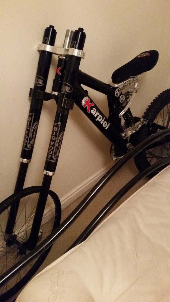 Karpiel armageddon  with  risse bigfoot forks