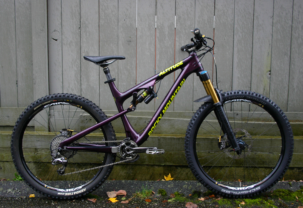2016 Rocky Mountain Altitude Rally Edition. Frame up custom build, Saint brakes/drivetrain, XTR cranks, Chromag BZA 35mm bar/stem, Fox 36/ Float X evol, KS Lev, Chris King/Hope wheels, Kenda/Schwalbe tires, RaceFace Atlas pedals, OneUp Radr cage/ 42T cog/ chain guide. 31 lbs