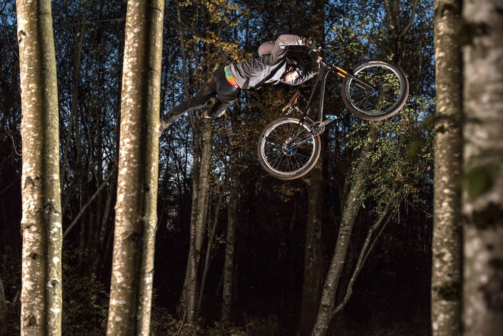 Liam Wallace getting nice on his backyard jumps!