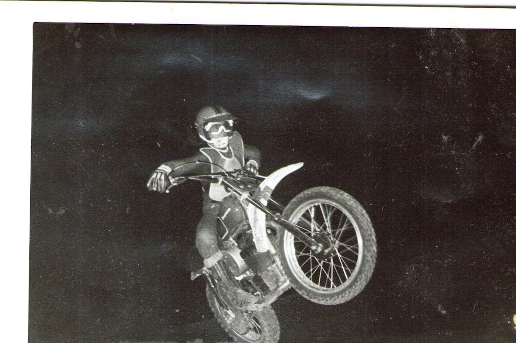 Wednsday nights 250cc beginner class racing in 1974'-75'. I named our Bmx club after this race track. Mx originated in Europe and came to USA in 1966' at Simi Valley, California for the record.