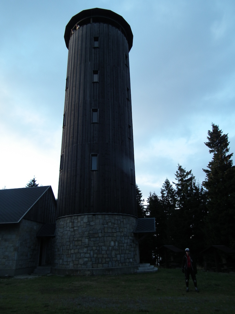 Góra Borówkowa-WIEŻA WIDOKOWA.(Cowberry mountain - tower With a view).