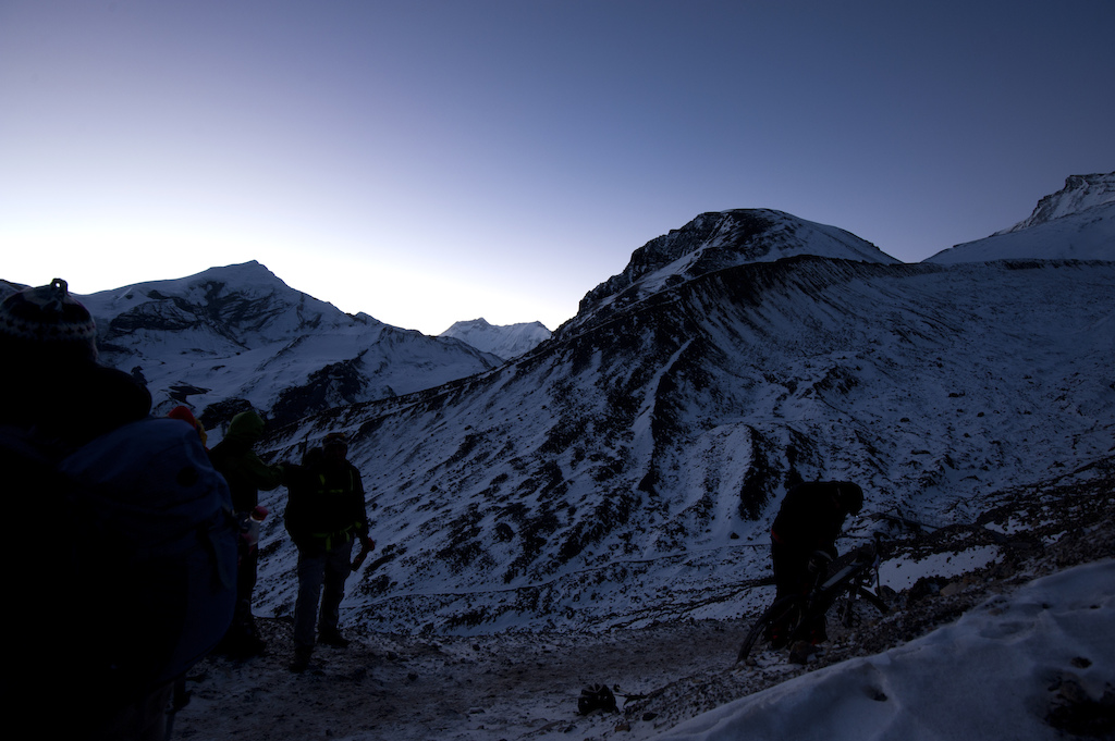We began Stage 7 in the dark at 4:30am to try and avoid the high winds up at the 5416m Tharong La.