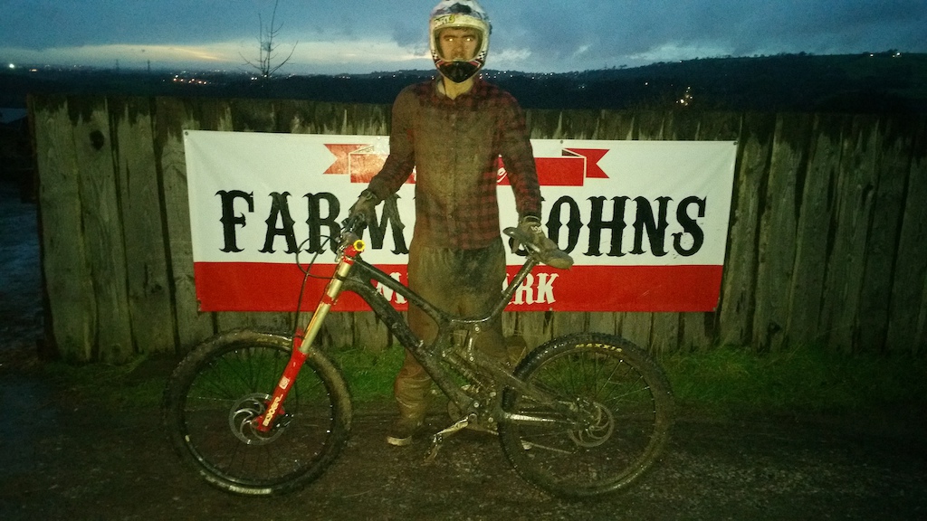 Very wet one at farmer johns today been awesome testing the bike out! The seat post definitely needs cutting down...