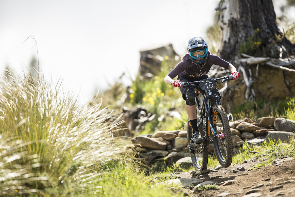 Rae Morrison takes out top honours in the 2015 Urge 3 Peaks Enduro mountain biking race held in Dunedin, New Zealand. November 29, 2015.