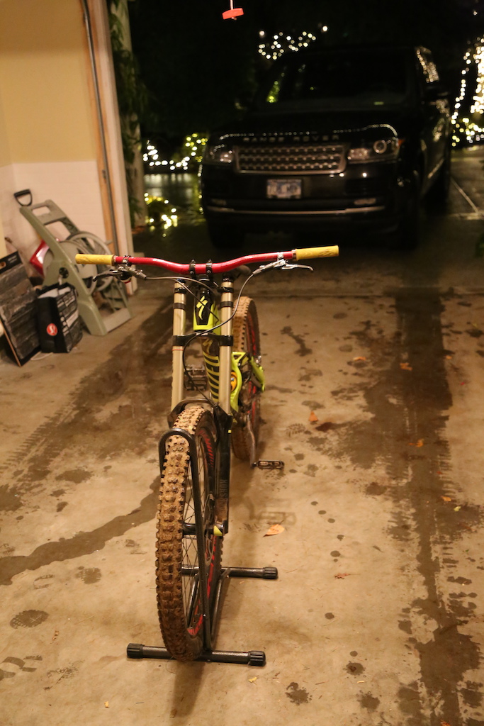 2014 Specialized Demo 8 II Medium